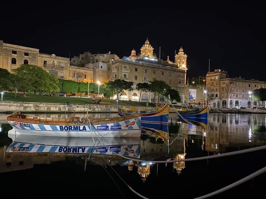 Casa Maria Tereza Bed & Breakfast Cospicua Ngoại thất bức ảnh